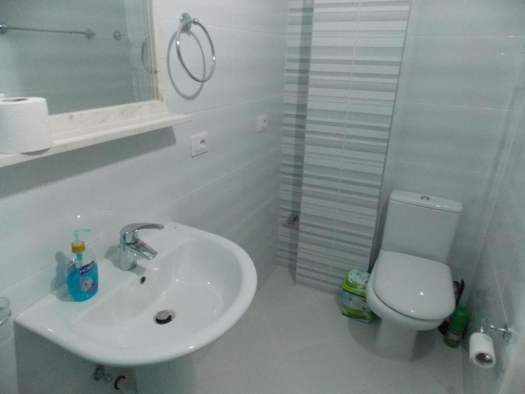 Coastline Apartments Sarandë Eksteriør billede