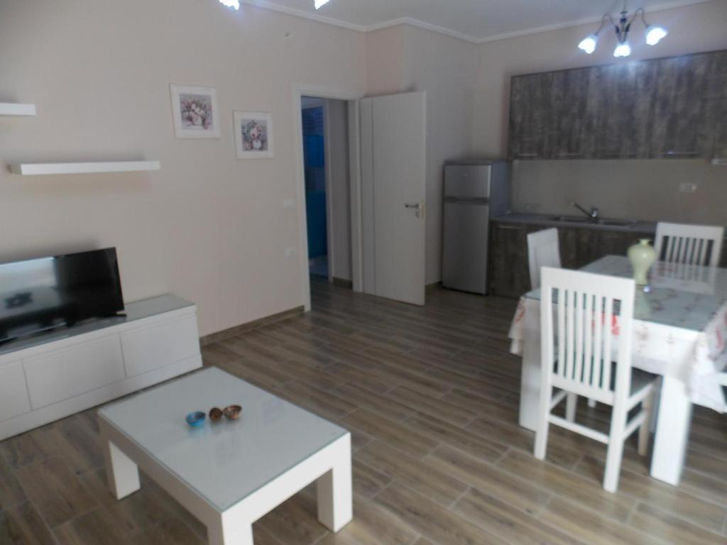 Coastline Apartments Sarandë Eksteriør billede